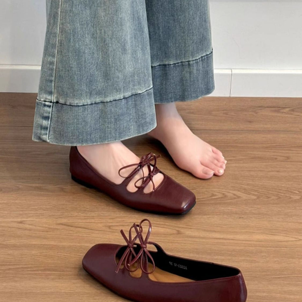 Bow Mary Jane shoes